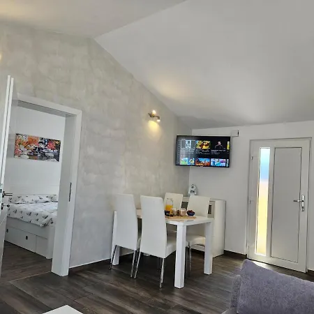 Apartmani Grzinic Rovinj Exterior foto
